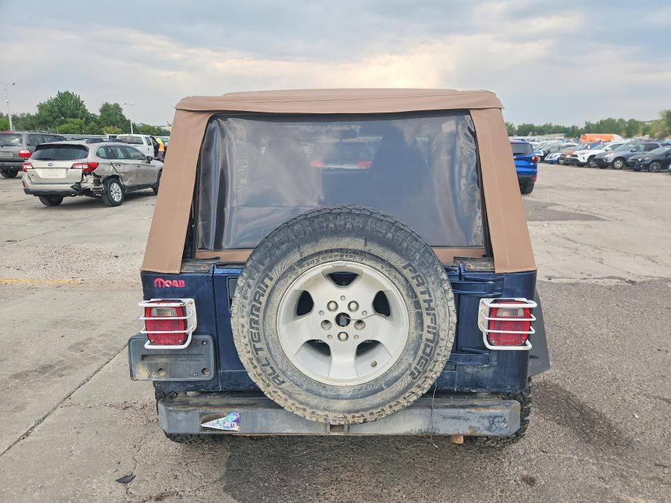 Продажа на аукционе авто 2001 Jeep Wrangler / Tj, vin: 1J4FA29P71P340090, номер лота: 64273306