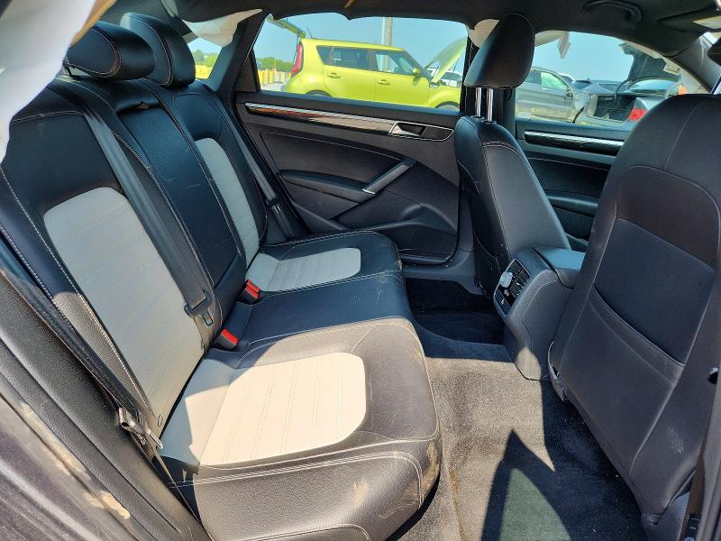 Продаж на аукціоні авто 2018 Volkswagen Passat, vin: 1VWJM7A36JC033513, номер лоту: 64443756