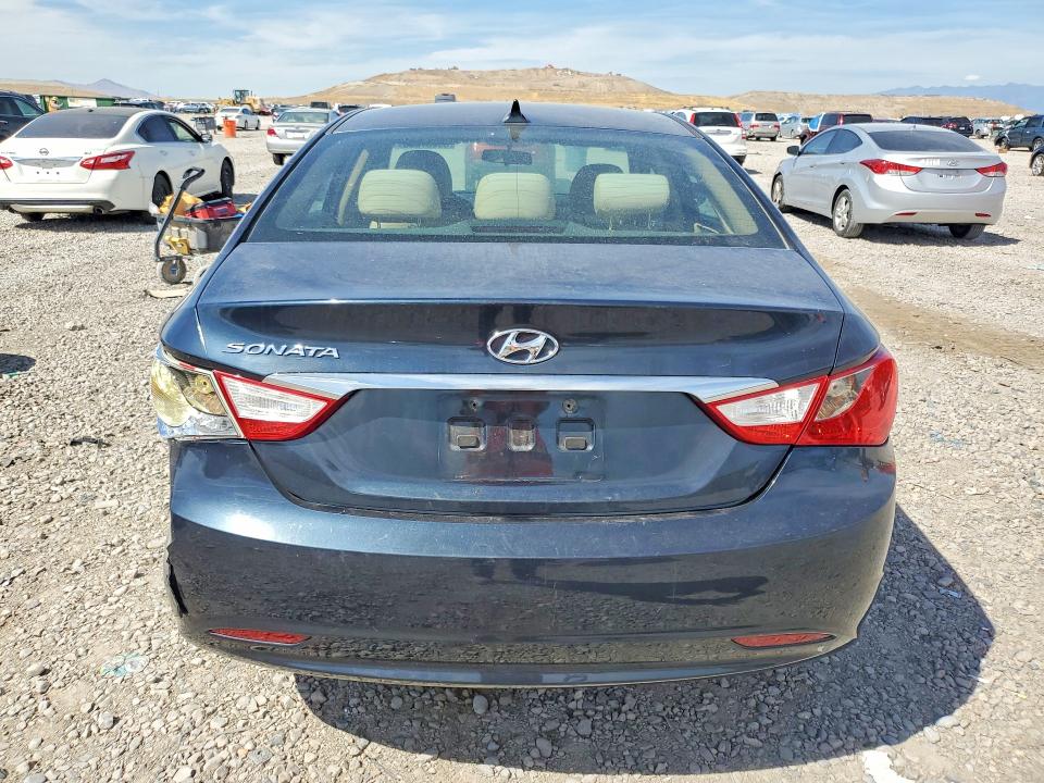 65057086 :رقم المزاد ، 5NPEB4AC7BH004410 vin ، 2011 Hyundai Sonata مزاد بيع