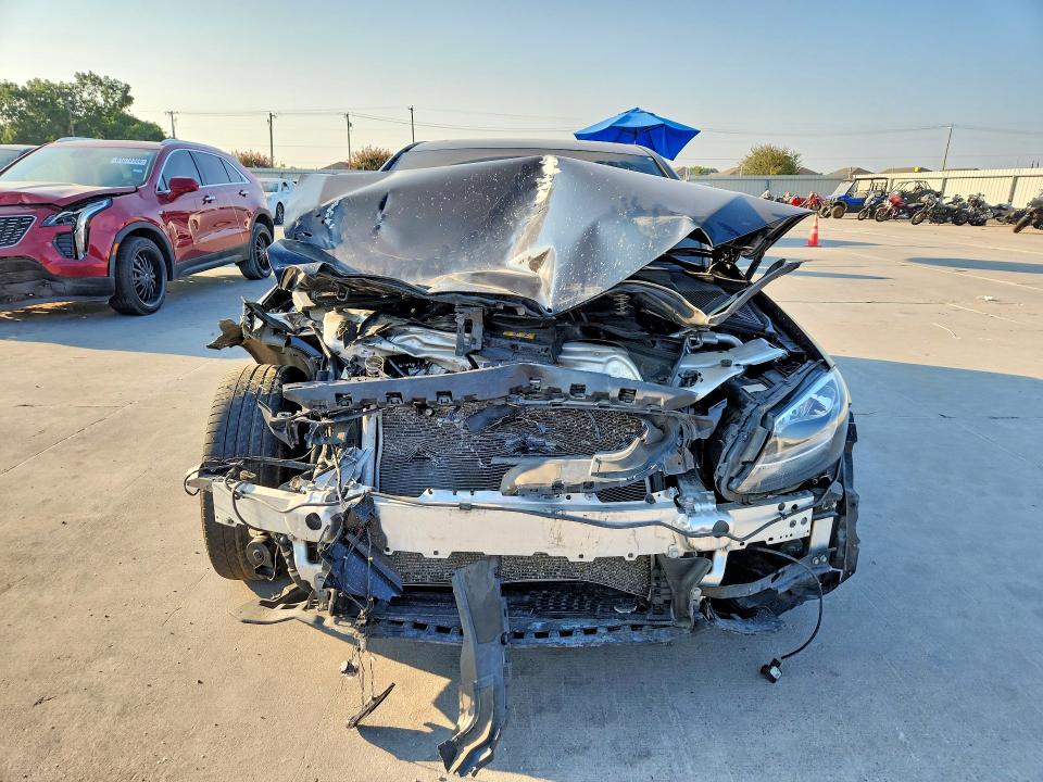 63338096 :رقم المزاد ، 55SWF6EB7JU256448 vin ، 2018 Mercedes-benz C مزاد بيع
