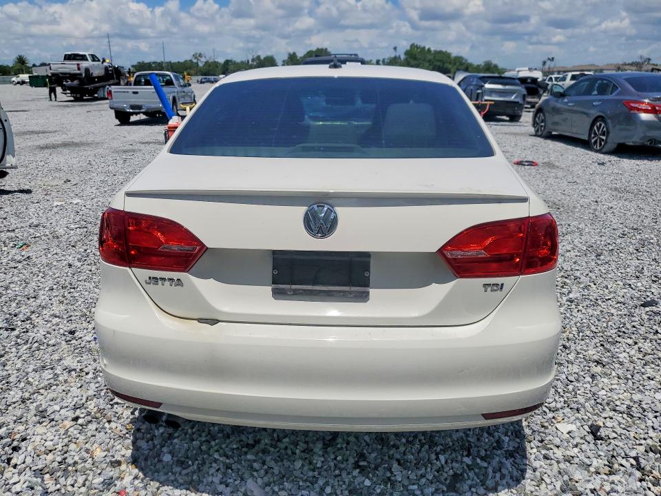 Продаж на аукціоні авто 2011 Volkswagen Jetta, vin: 3VWLL7AJ3BM131876, номер лоту: 65371166