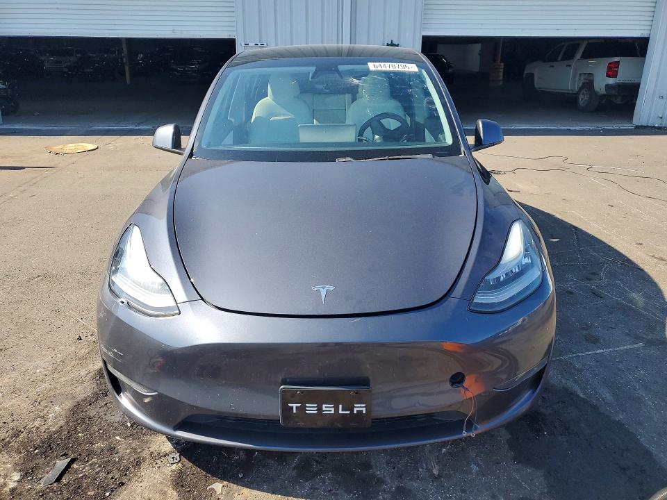 Продажа на аукционе авто 2021 Tesla Model Y, vin: 5YJYGDEE3MF073381, номер лота: 64470796