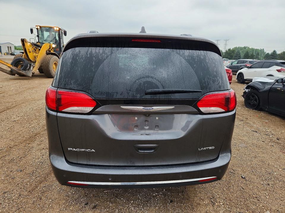 Продажа на аукционе авто 2018 Chrysler Pacifica, vin: 2C4RC1GG4JR334014, номер лота: 64970176