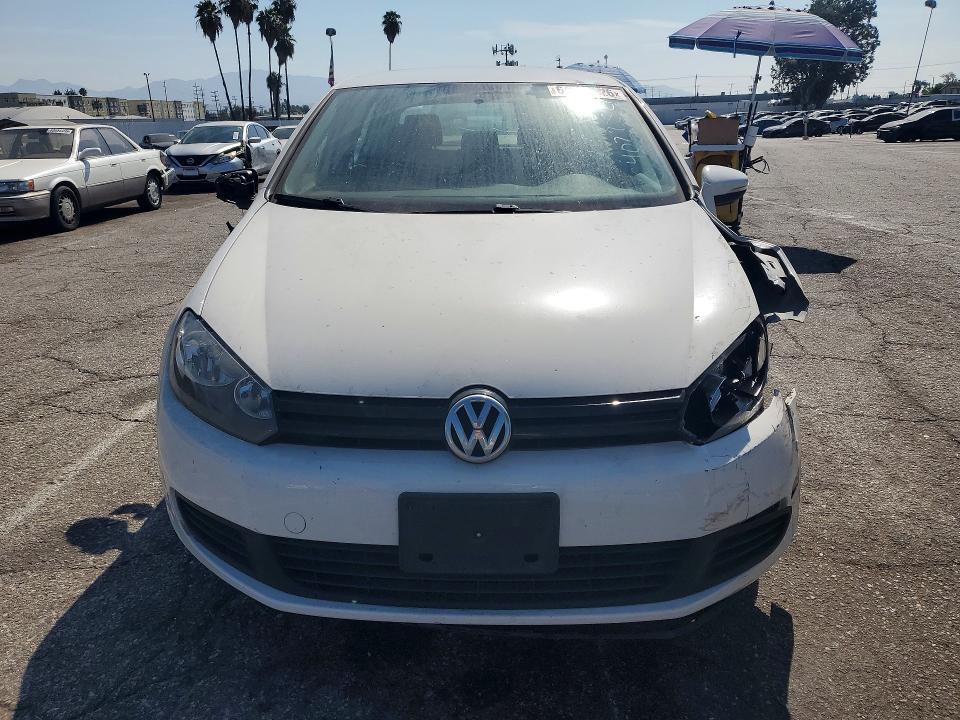 2014 Volkswagen Golf მანქანა იყიდება აუქციონზე, vin: WVWDB7AJ5EW002083, აუქციონის ნომერი: 64022526