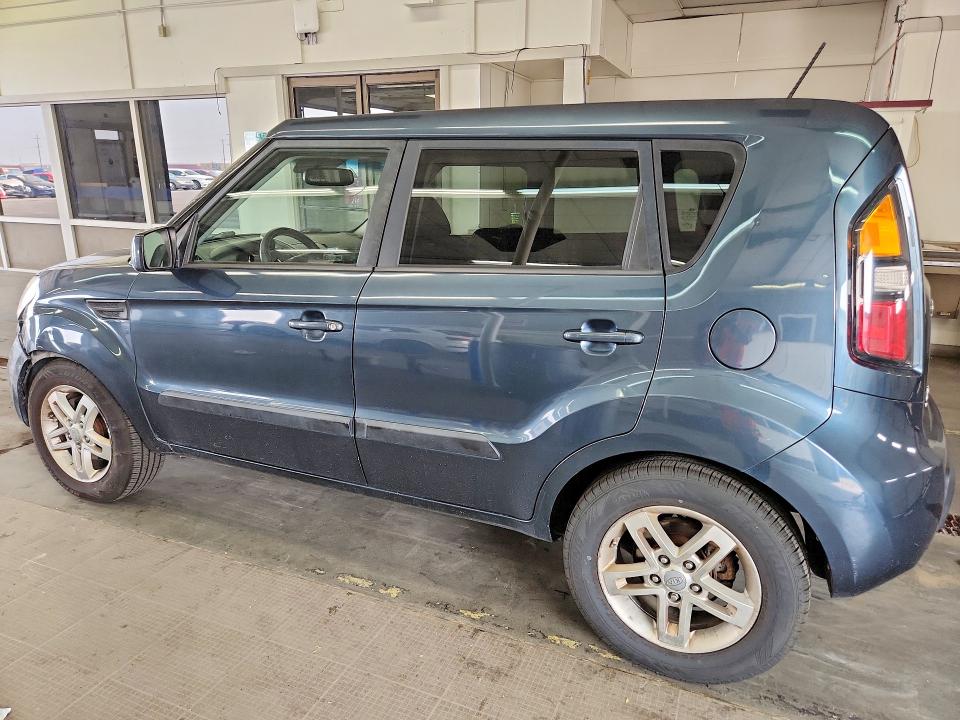 Продажа на аукционе авто 2011 Kia Soul, vin: KNDJT2A22B7219124, номер лота: 64142366
