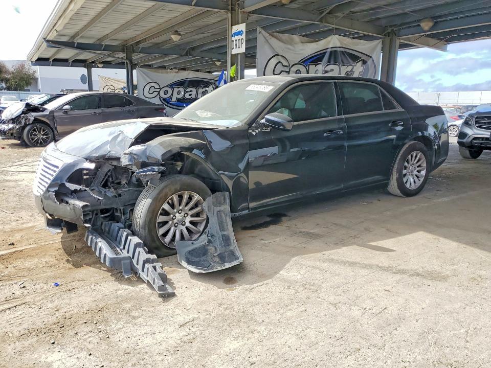 Auction sale of the 2013 Chrysler 300, vin: 2C3CCAAG2DH626466, lot number: 66245086