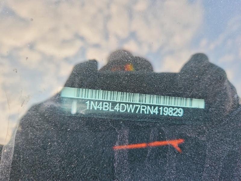 63574996 :رقم المزاد ، 1N4BL4DW7RN419829 vin ، 2024 Nissan Altima مزاد بيع