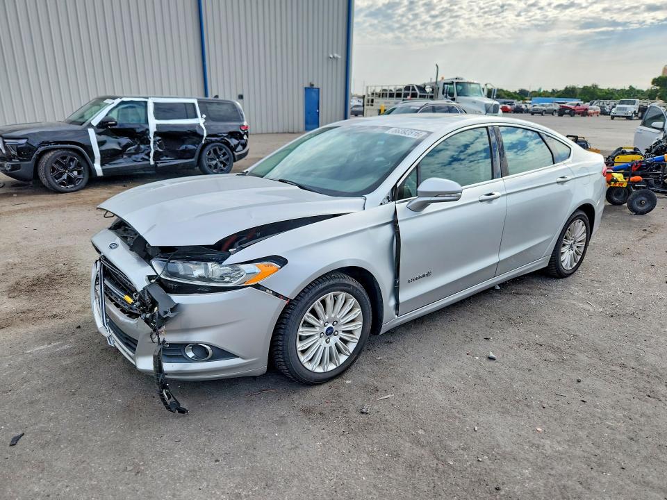 66392516 :رقم المزاد ، 3FA6P0LUXER118722 vin ، 2014 Ford Fusion مزاد بيع