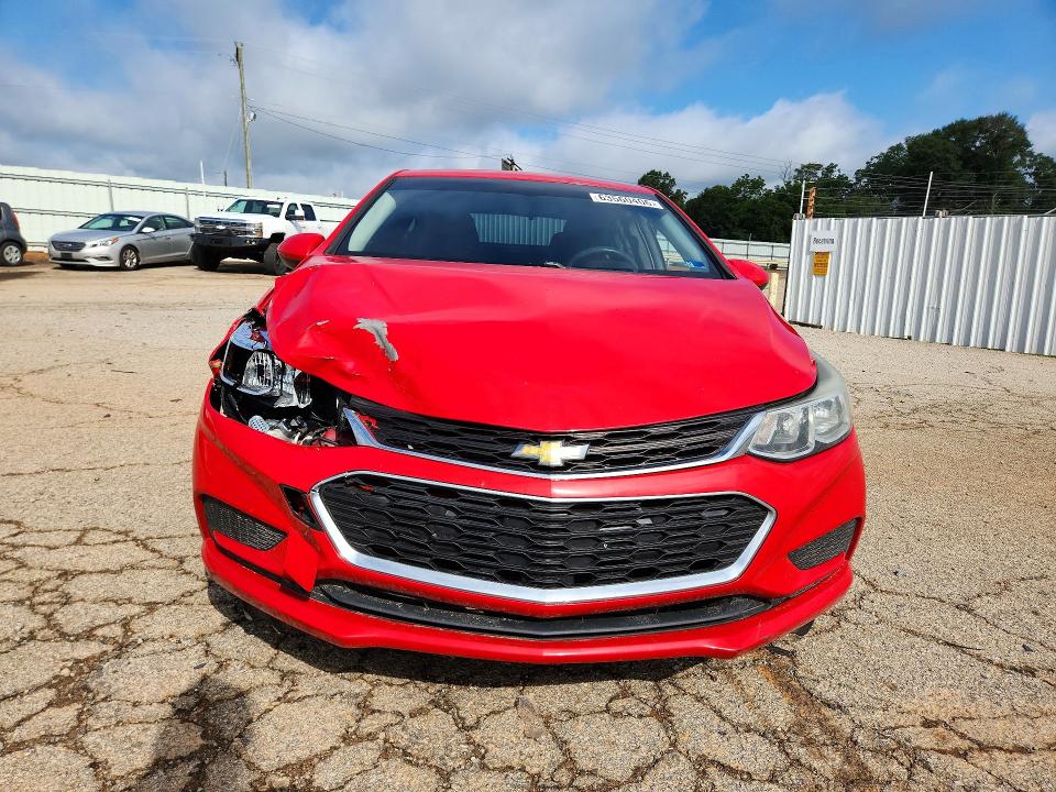 63560406 :رقم المزاد ، 1G1BC5SM9H7122185 vin ، 2017 Chevrolet Cruze مزاد بيع