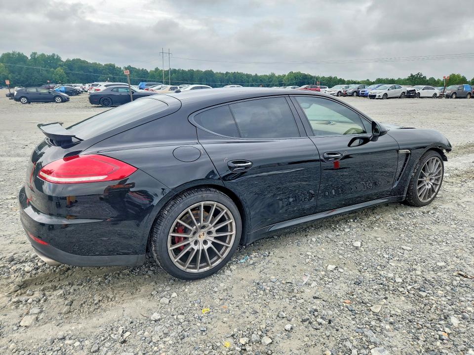 63988566 :رقم المزاد ، WP0AA2A70EL010168 vin ، 2014 Porsche Panamera مزاد بيع