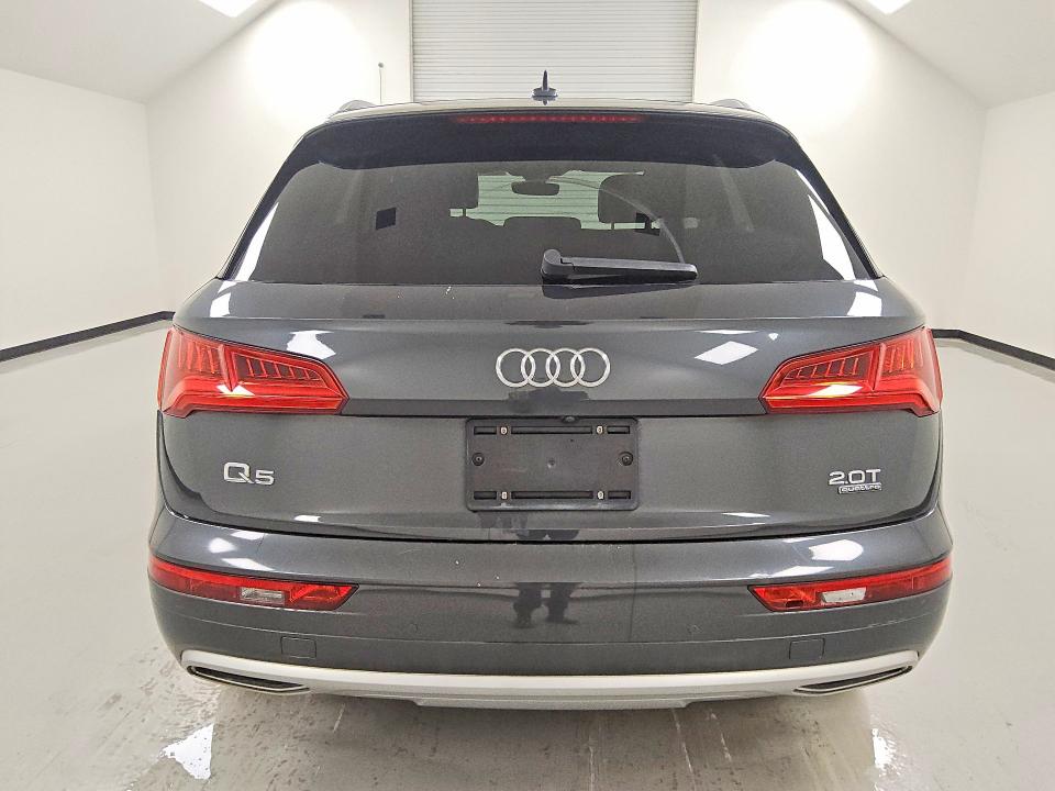 2018 Audi Q5 მანქანა იყიდება აუქციონზე, vin: WA1BNAFY5J2056402, აუქციონის ნომერი: 65042356