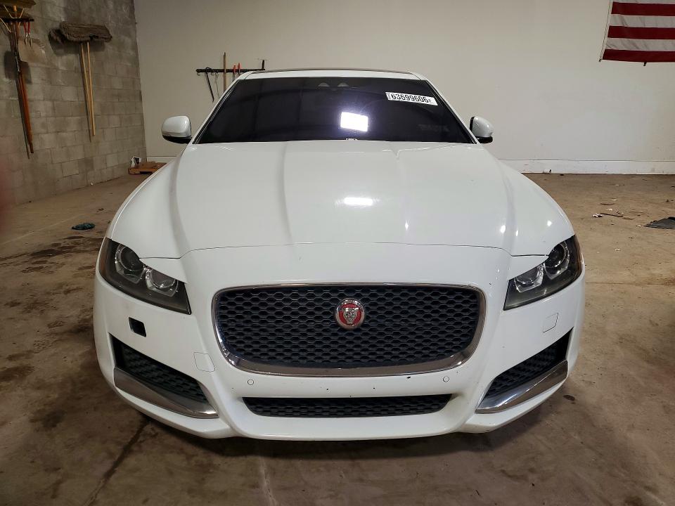 Продаж на аукціоні авто 2016 Jaguar Xf, vin: SAJBK4BV3GCY12423, номер лоту: 63699606