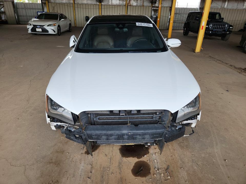 64815106 :رقم المزاد ، WAURVAFDXCN005333 vin ، 2012 Audi A8 مزاد بيع