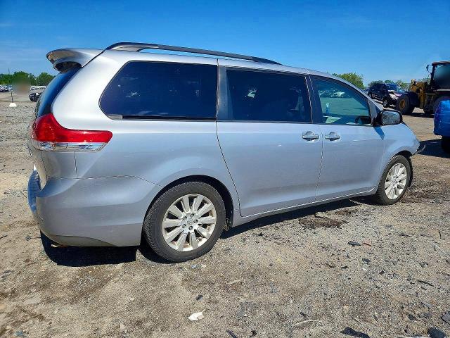 Продаж на аукціоні авто 2014 Toyota Sienna, vin: 5TDYK3DC4ES467462, номер лоту: 64184776