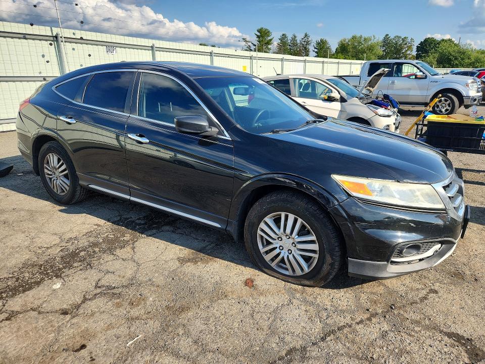 66799816 :رقم المزاد ، 5J6TF3H38FL000549 vin ، 2015 Honda Crosstour مزاد بيع
