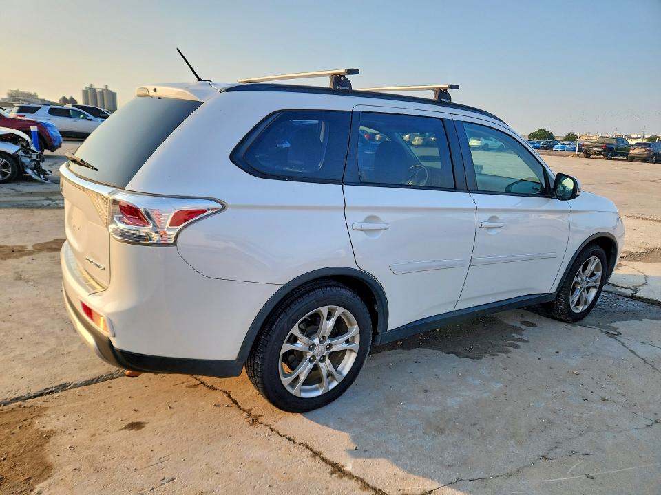 Aukcja sprzedaży 2015 Mitsubishi Outlander, vin: JA4AD3A33FZ008658, numer aukcji: 66427886