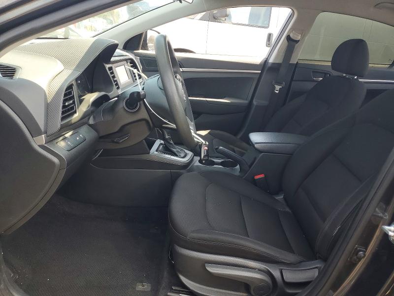 64817516 :رقم المزاد ، 5NPD74LF5LH555716 vin ، 2020 Hyundai Elantra مزاد بيع