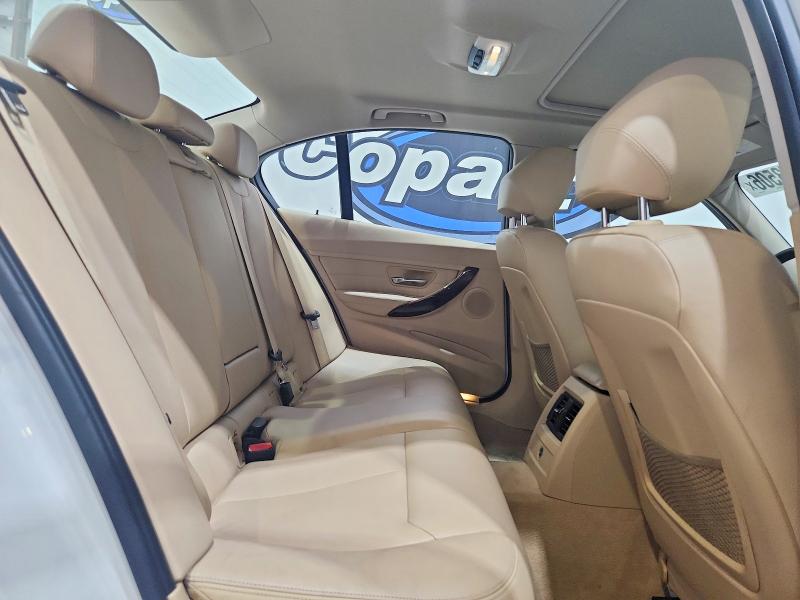 64473506 :رقم المزاد ، WBA3A5C5XDF356714 vin ، 2013 Bmw 328 مزاد بيع