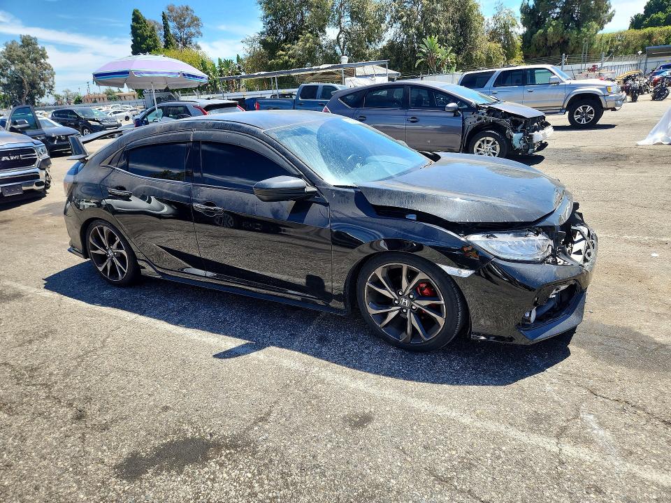 2017 Honda Civic მანქანა იყიდება აუქციონზე, vin: SHHFK7H45HU410860, აუქციონის ნომერი: 65166016