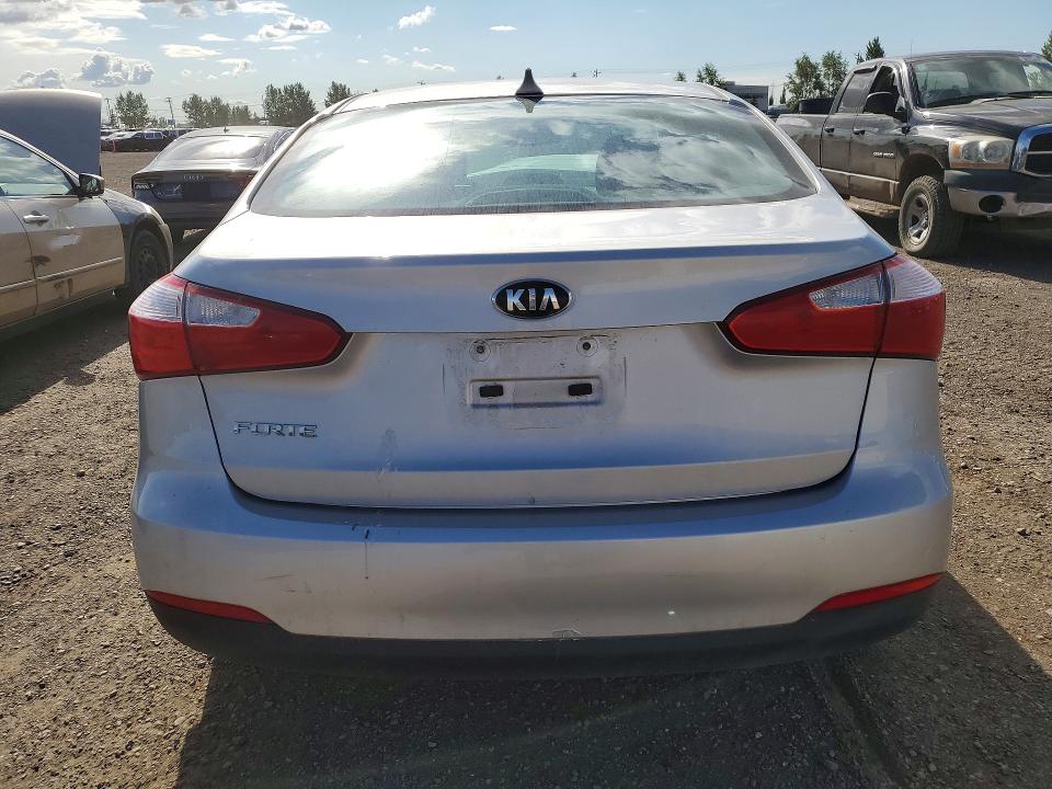 2016 Kia Forte მანქანა იყიდება აუქციონზე, vin: KNAFX4A60G5487887, აუქციონის ნომერი: 65612456