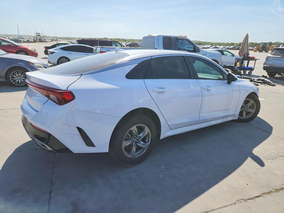 65163536 :رقم المزاد ، 5XXG14J27NG144556 vin ، 2022 Kia K5 مزاد بيع