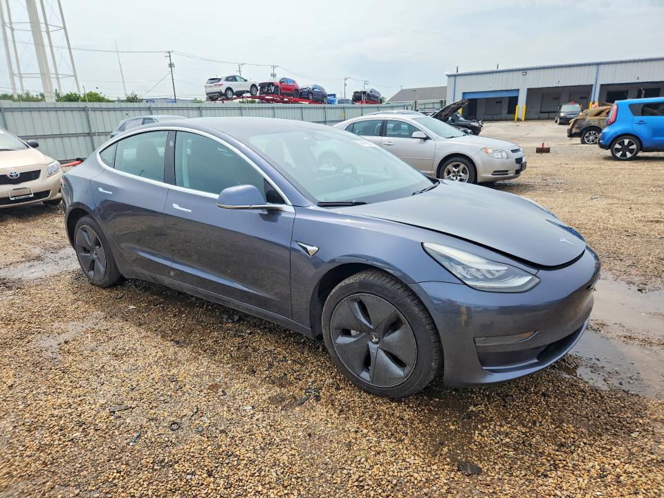 64196356 :رقم المزاد ، 5YJ3E1EA6KF482516 vin ، 2019 Tesla Model 3 مزاد بيع