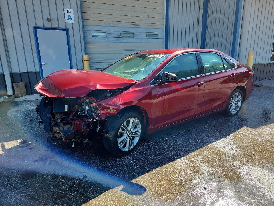 65863146 :رقم المزاد ، 4T1BF1FKXGU577686 vin ، 2016 Toyota Camry مزاد بيع