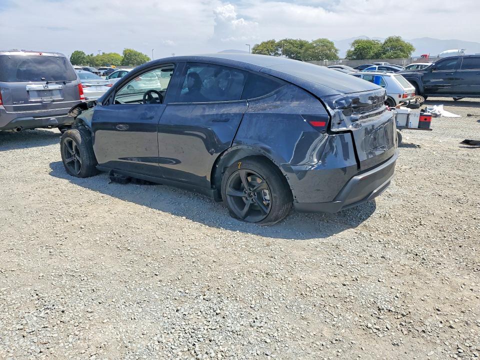 63449686 :رقم المزاد ، 7SAYGDEDXTF439491 vin ، 2026 Tesla Model Y مزاد بيع