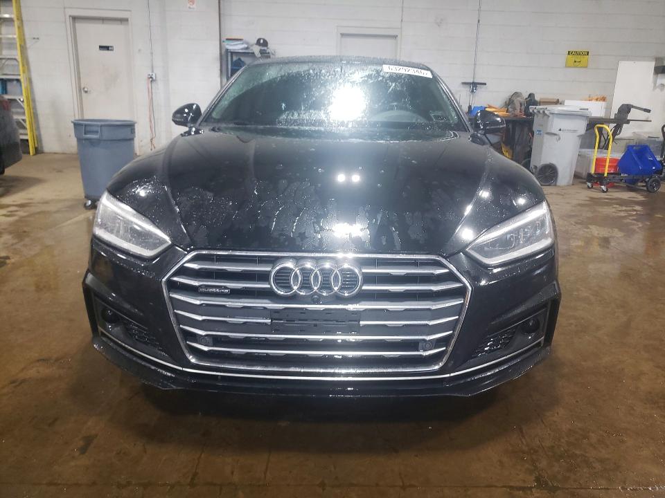 63292346 :رقم المزاد ، WAUFNCF50JA059400 vin ، 2018 Audi A5 مزاد بيع