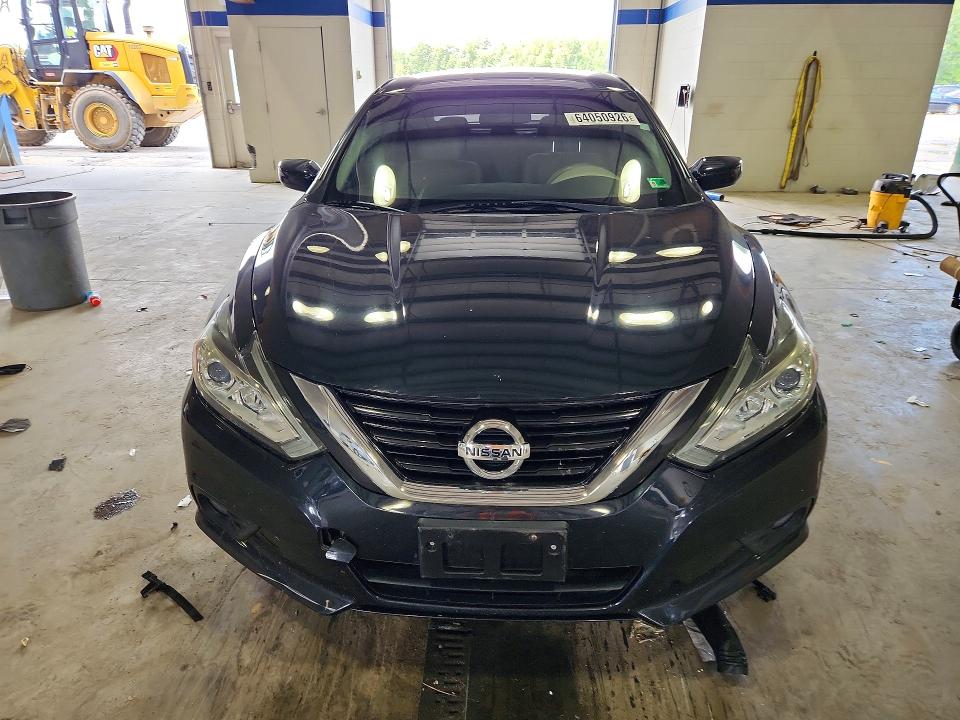 Продажа на аукционе авто 2017 Nissan Altima, vin: 1N4AL3AP3HC212450, номер лота: 64050926