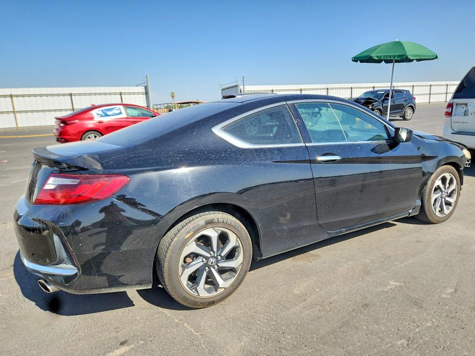 2017 Honda Accord მანქანა იყიდება აუქციონზე, vin: 1HGCT1B37HA001025, აუქციონის ნომერი: 65162846