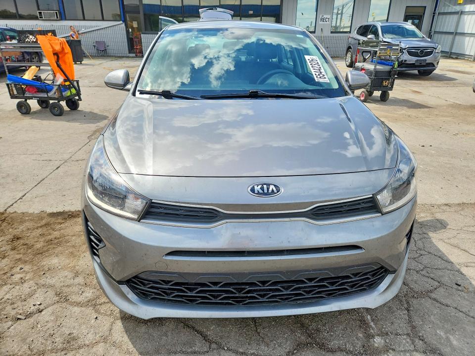 2021 Kia Rio მანქანა იყიდება აუქციონზე, vin: 3KPA24AD3ME393206, აუქციონის ნომერი: 65442326