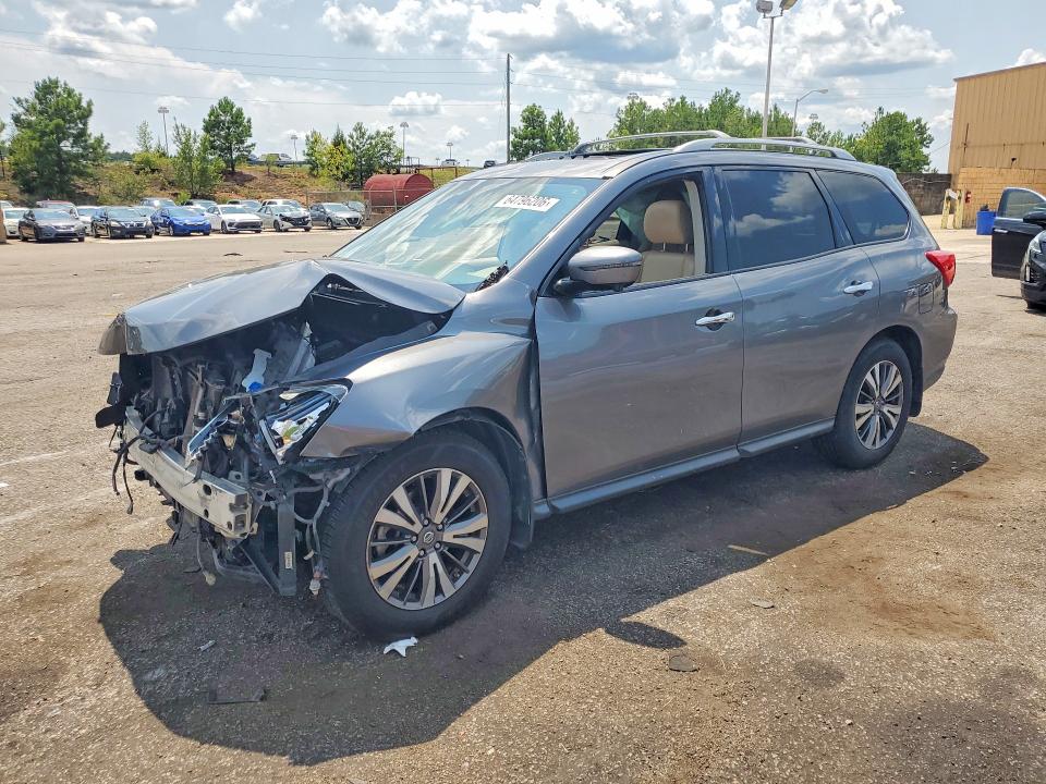 64796206 :رقم المزاد ، 5N1DR2MN1HC641415 vin ، 2017 Nissan Pathfinder مزاد بيع