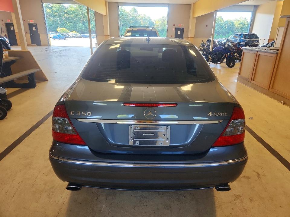 65902936 :رقم المزاد ، WDBUF87X78B322098 vin ، 2008 Mercedes-benz E مزاد بيع