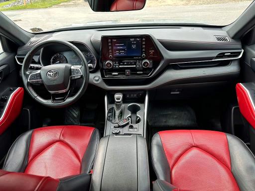 Aukcja sprzedaży 2022 Toyota Highlander, vin: 5TDLZRBH1NS216003, numer aukcji: 64052636
