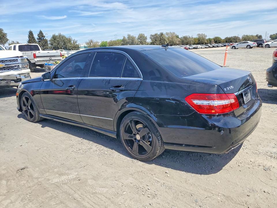 2010 Mercedes-benz E მანქანა იყიდება აუქციონზე, vin: WDDHF5GB0AA020322, აუქციონის ნომერი: 65725096
