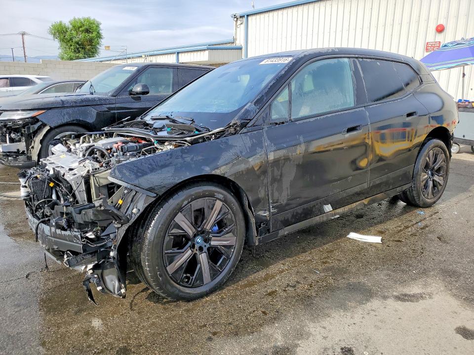Продажа на аукционе авто 2024 Bmw Ix, vin: WB523CF04RCN52035, номер лота: 61433916