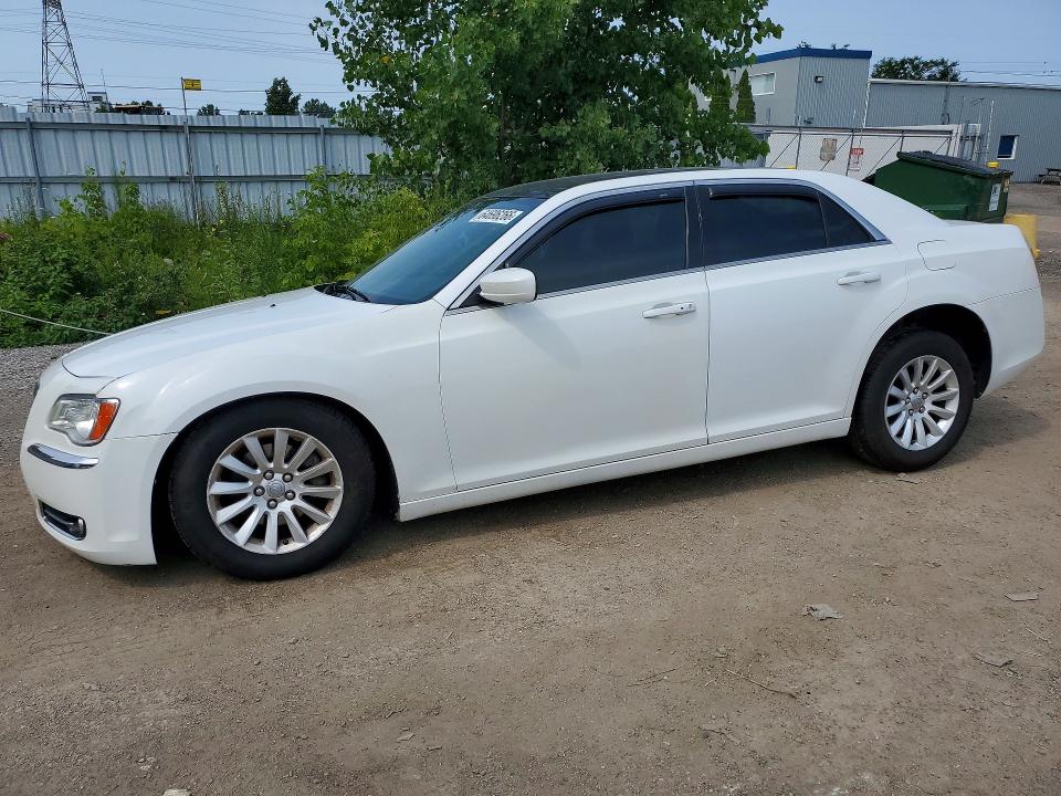 Auction sale of the 2014 Chrysler 300, vin: 2C3CCAAG1EH322644, lot number: 64696266
