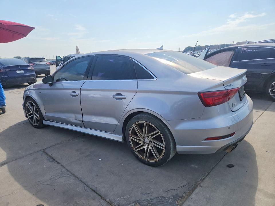Продаж на аукціоні авто 2018 Audi A3, vin: WAUHUHFF7J1078771, номер лоту: 66700256