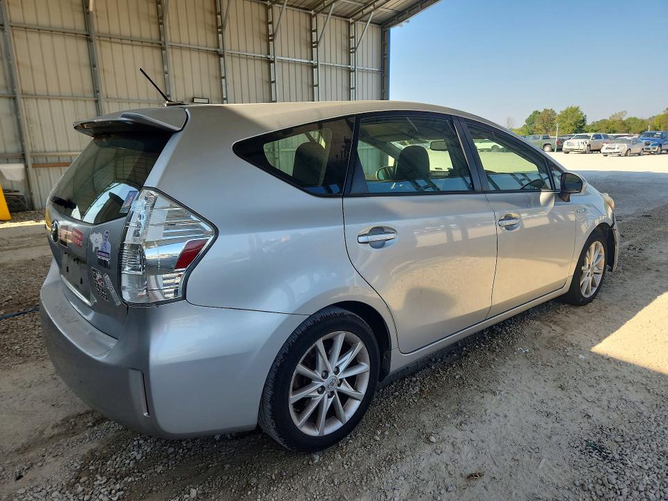 67316806 :رقم المزاد ، JTDZN3EU7D3271440 vin ، 2013 Toyota Prius V مزاد بيع