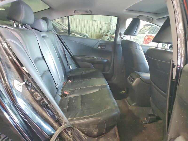 62830676 :رقم المزاد ، JHMCR6F72HC017370 vin ، 2017 Honda Accord مزاد بيع