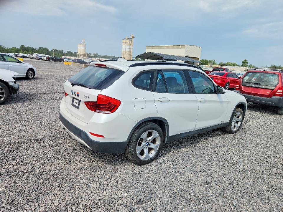 2013 Bmw X1 მანქანა იყიდება აუქციონზე, vin: WBAVM1C55DVL64072, აუქციონის ნომერი: 64845286