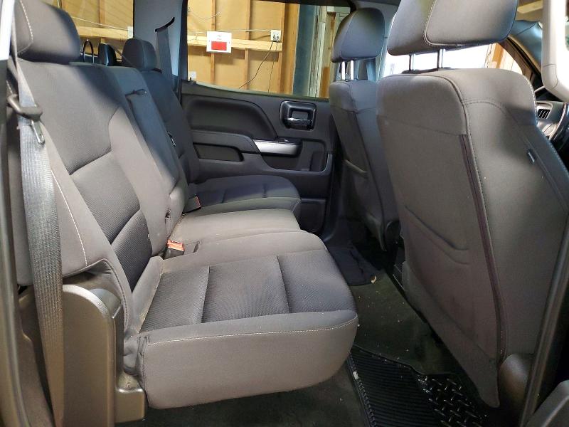 Продаж на аукціоні авто 2018 Chevrolet Silverado, vin: 3GCUKREC5JG373213, номер лоту: 64236636