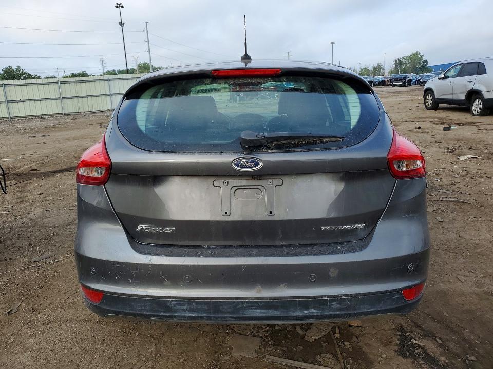 64898696 :رقم المزاد ، 1FADP3N24HL220170 vin ، 2017 Ford Focus مزاد بيع