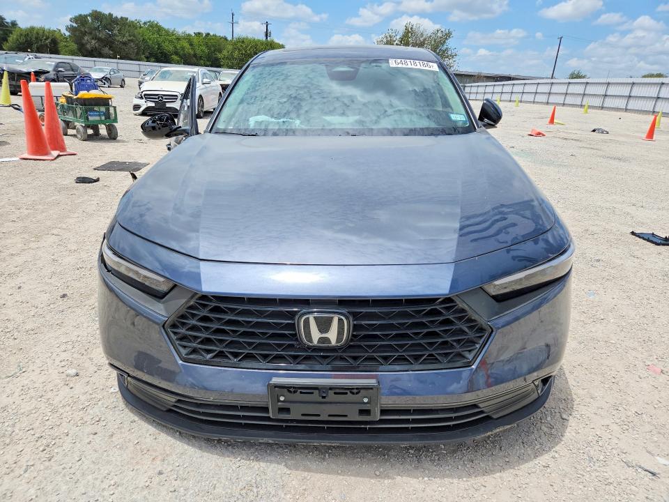 2025 Honda Accord მანქანა იყიდება აუქციონზე, vin: 1HGCY1F41SA052824, აუქციონის ნომერი: 64818186