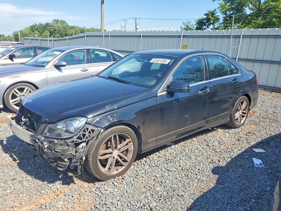 2014 Mercedes-benz C მანქანა იყიდება აუქციონზე, vin: WDDGF8AB1ER315782, აუქციონის ნომერი: 63481506