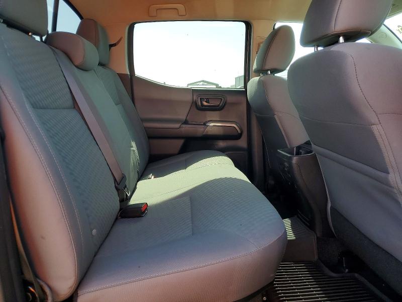 63759706 :رقم المزاد ، 5TFAZ5CN5MX114555 vin ، 2021 Toyota Tacoma مزاد بيع