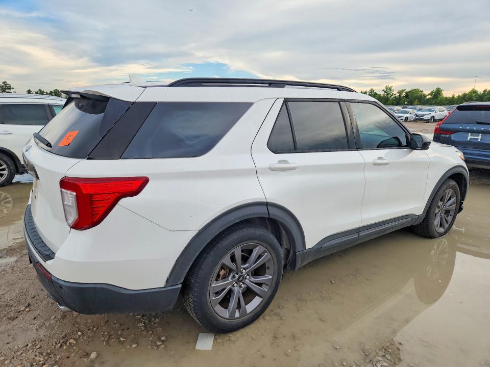 Продаж на аукціоні авто 2022 Ford Explorer, vin: 1FMSK7DH7NGA75462, номер лоту: 64387976