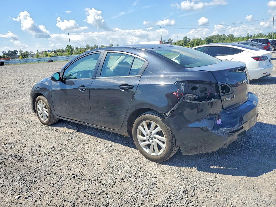 65985806 :رقم المزاد ، JM1BL1V79D1847692 vin ، 2013 Mazda 3 مزاد بيع