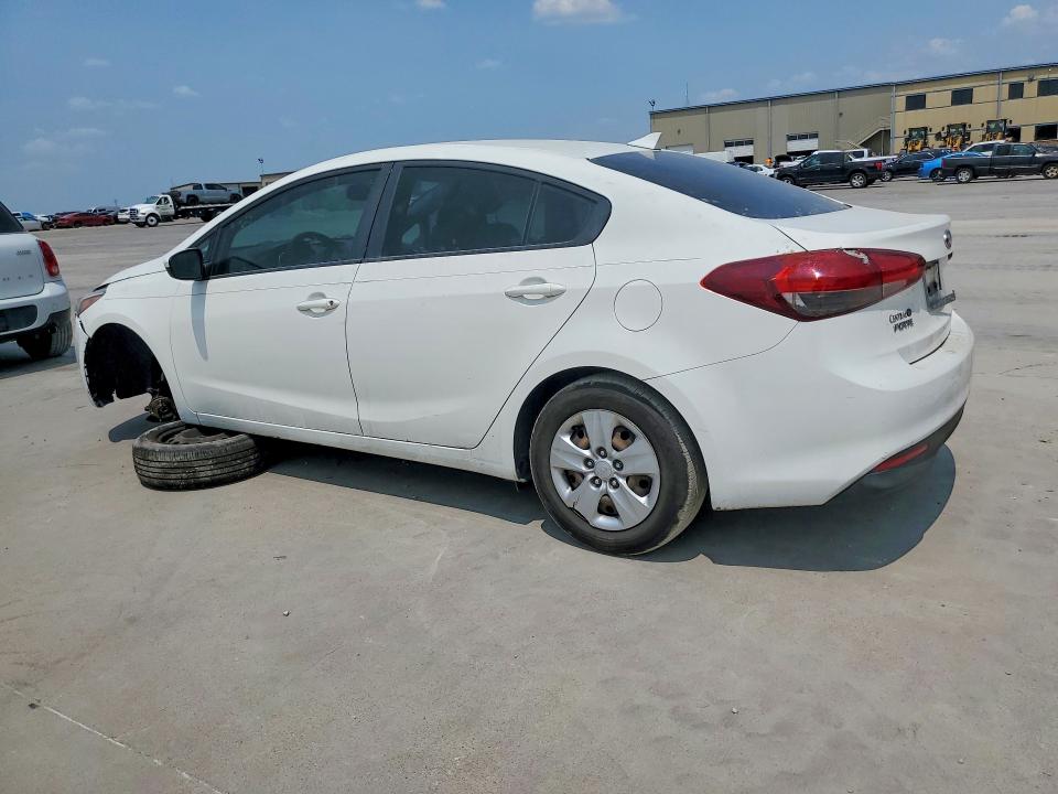2017 Kia Forte მანქანა იყიდება აუქციონზე, vin: 3KPFK4A76HE070502, აუქციონის ნომერი: 63054576
